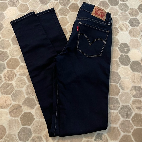 Women’s 710 super skinny Levi’s NWOT - Picture 2 of 5